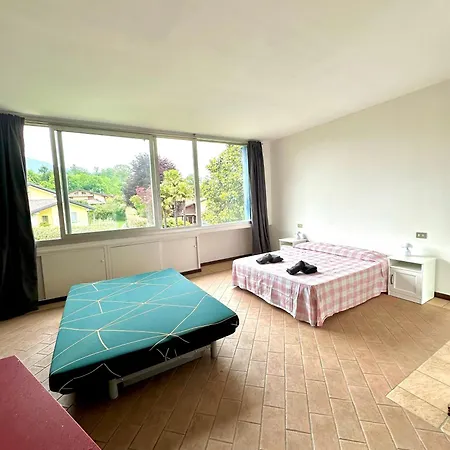 With Swimming Pool Reno Di Leggiuno